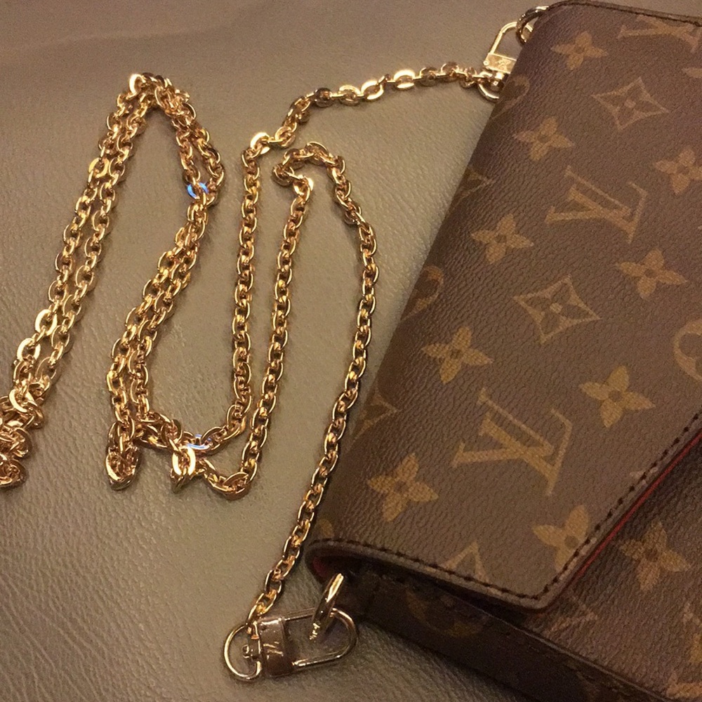 LV bag w dust bag